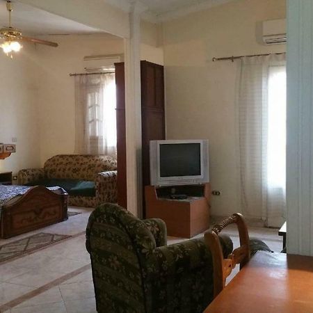 קהיר Elegant Heliopolis, Studio-Apartment מראה חיצוני תמונה